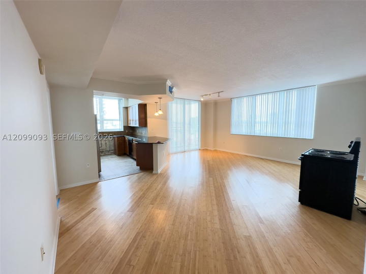 Real estate property located at 2000 Bayshore Dr #1101, Miami-dade, Cite Condo, Miami, FL