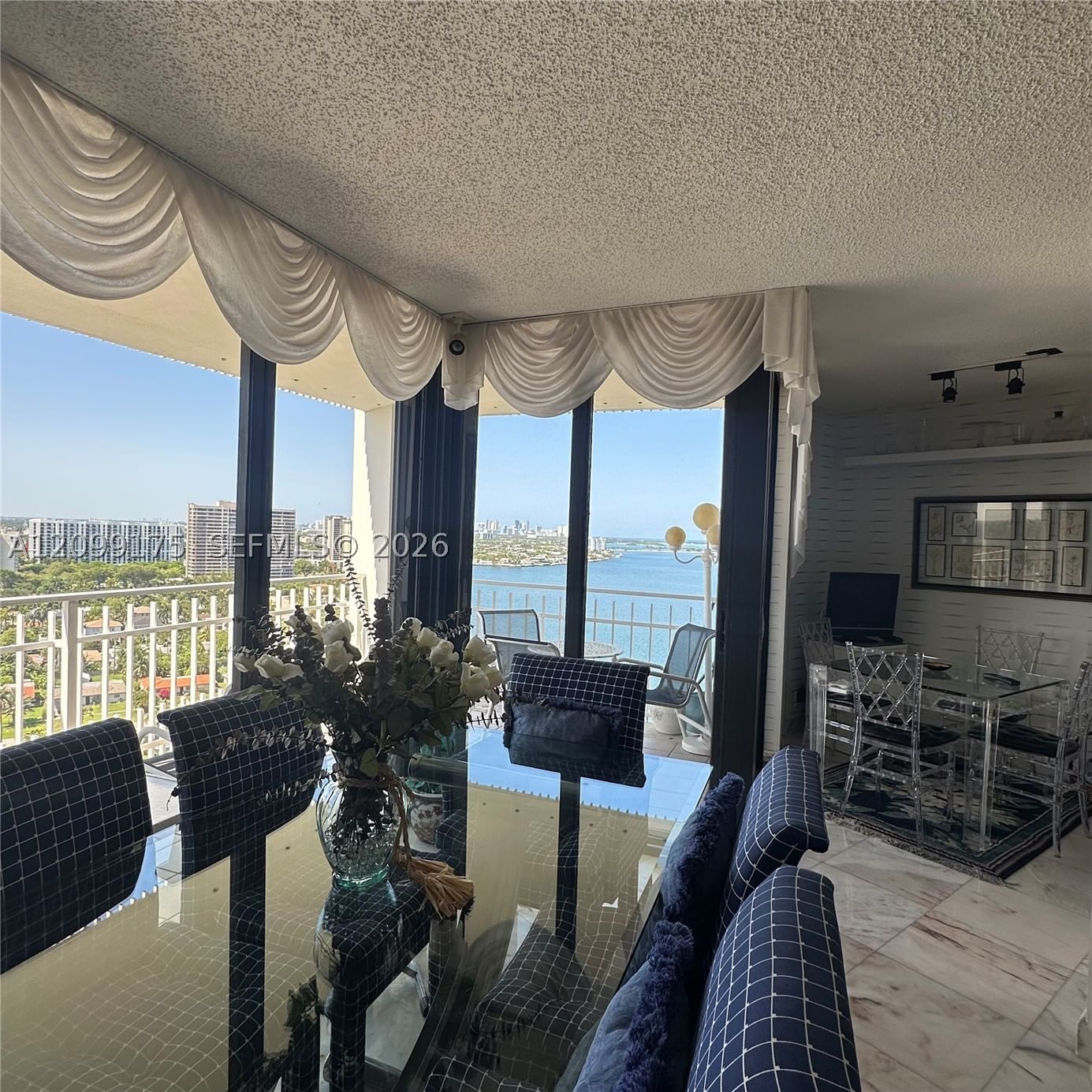Real estate property located at 4000 Towerside Ter #2107, Miami-dade, The Towers Of Quayside Co, Miami, FL