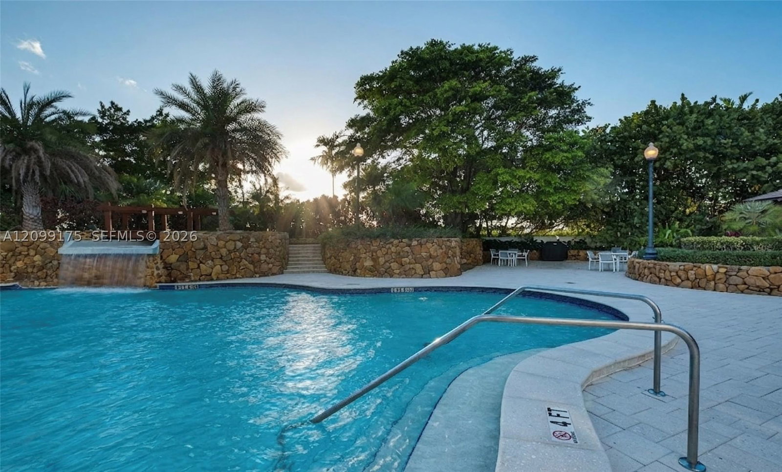 Real estate property located at 4000 Towerside Ter #2107, Miami-dade, The Towers Of Quayside Co, Miami, FL