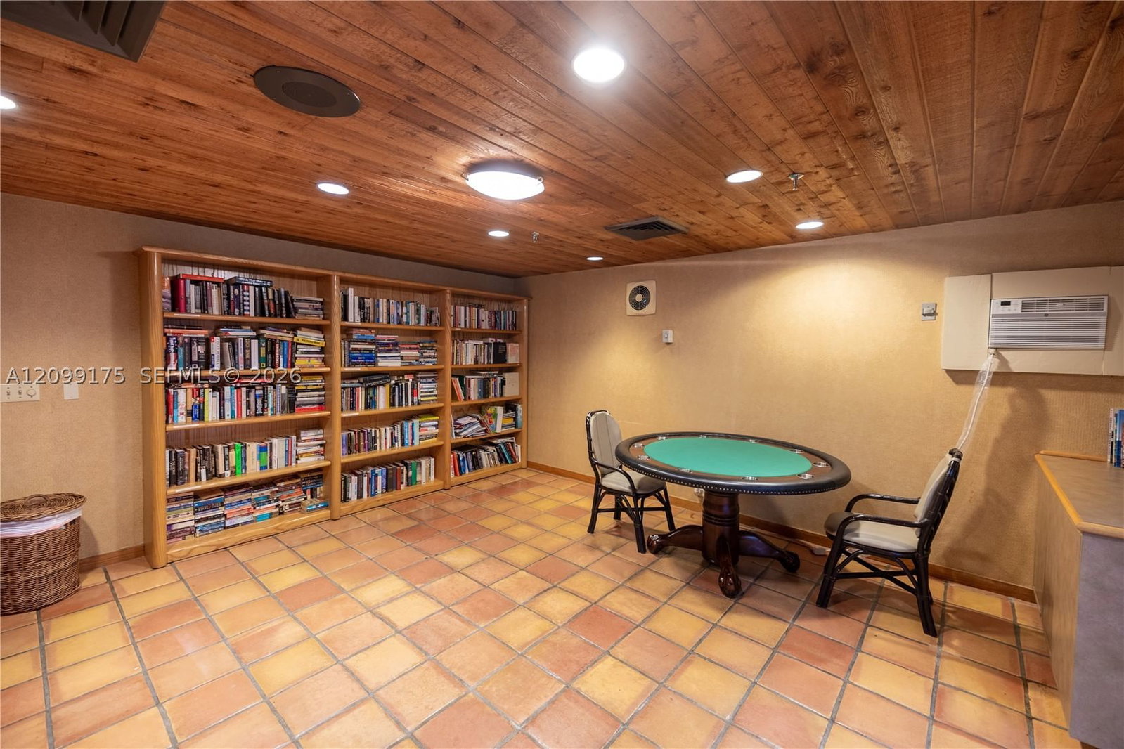 Real estate property located at 4000 Towerside Ter #2107, Miami-dade, The Towers Of Quayside Co, Miami, FL
