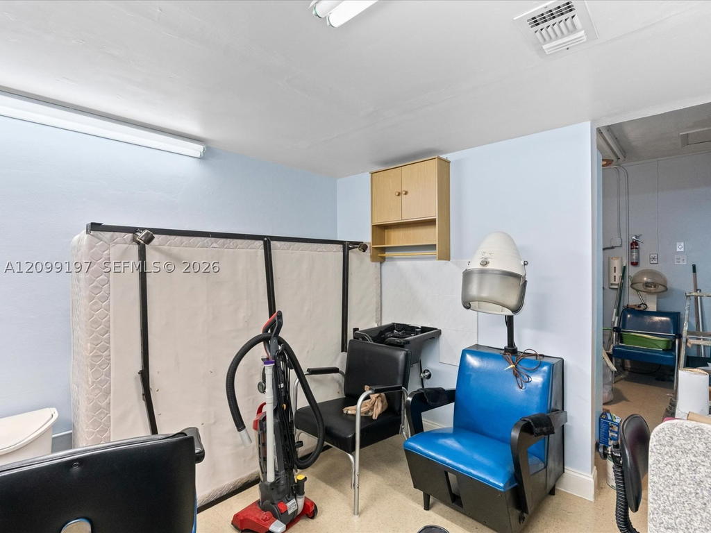 Real estate property located at 11741 122nd Ave, Miami-dade, Devon-aire Estates Sec 5, Miami, FL