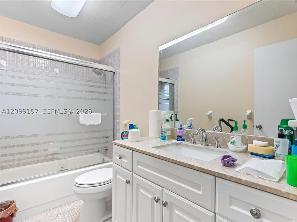 Real estate property located at 11741 122nd Ave, Miami-dade, Devon-aire Estates Sec 5, Miami, FL