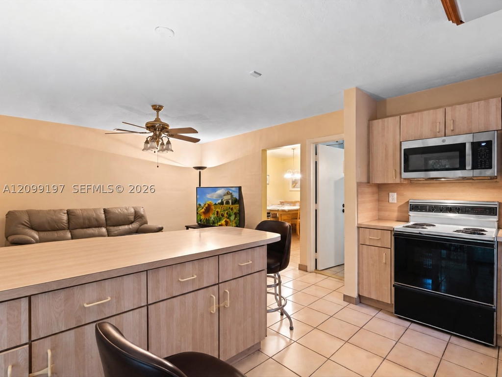 Real estate property located at 11741 122nd Ave, Miami-dade, Devon-aire Estates Sec 5, Miami, FL