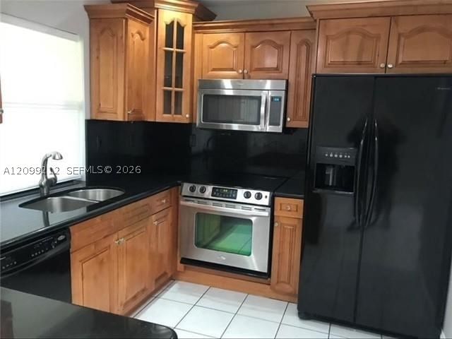 Real estate property located at 20 Laredo Pl #2-1, Broward, Valencia Village Condo Ph, Davie, FL