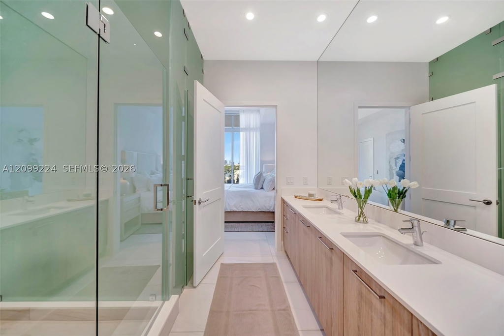 Real estate property located at 153 Seabreeze #403, Broward, Selene Oceanfront Res, Fort Lauderdale, FL