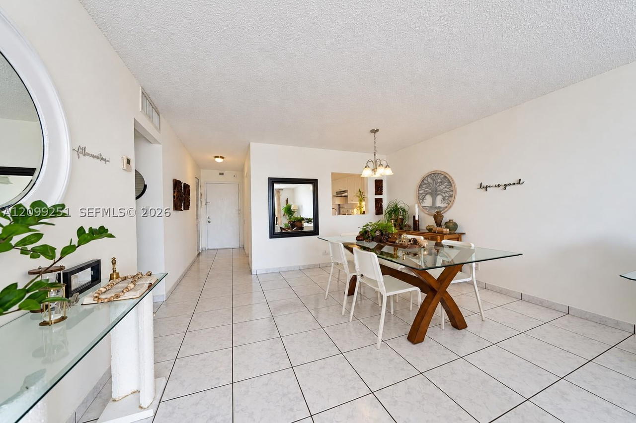Real estate property located at 1830 Dixieanna St #605, Broward, Dixiana Condo, Hollywood, FL