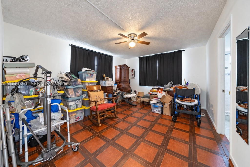 Real estate property located at 1830 Dixieanna St #605, Broward, Dixiana Condo, Hollywood, FL
