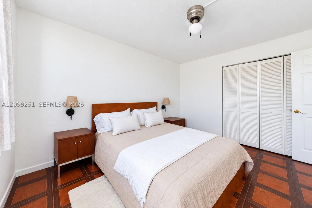 Real estate property located at 1830 Dixieanna St #605, Broward, Dixiana Condo, Hollywood, FL