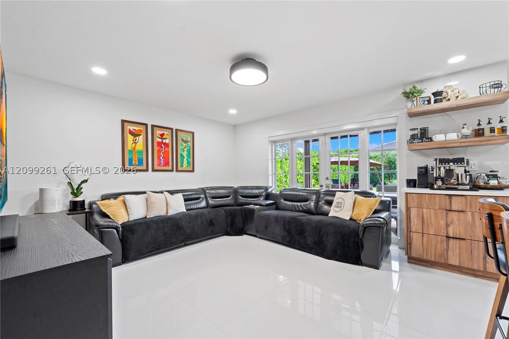 Real estate property located at 8219 163rd Ct, Miami-dade, Poinciana At Sunset Lakes, Miami, FL