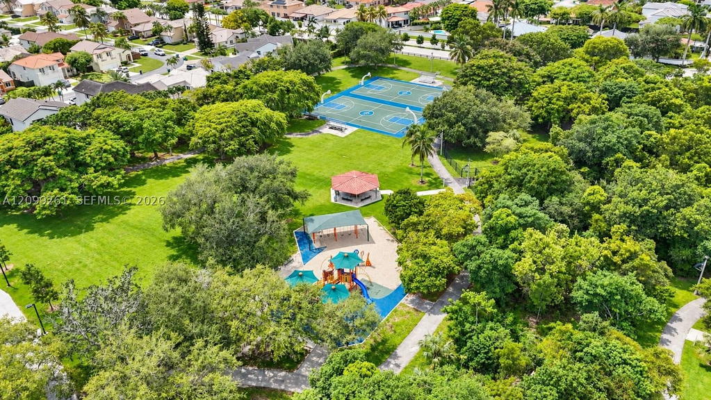 Real estate property located at 8219 163rd Ct, Miami-dade, Poinciana At Sunset Lakes, Miami, FL