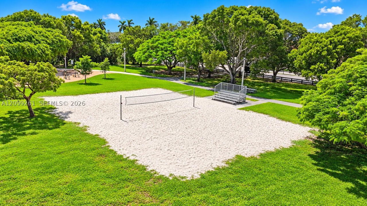 Real estate property located at 8219 163rd Ct, Miami-dade, Poinciana At Sunset Lakes, Miami, FL
