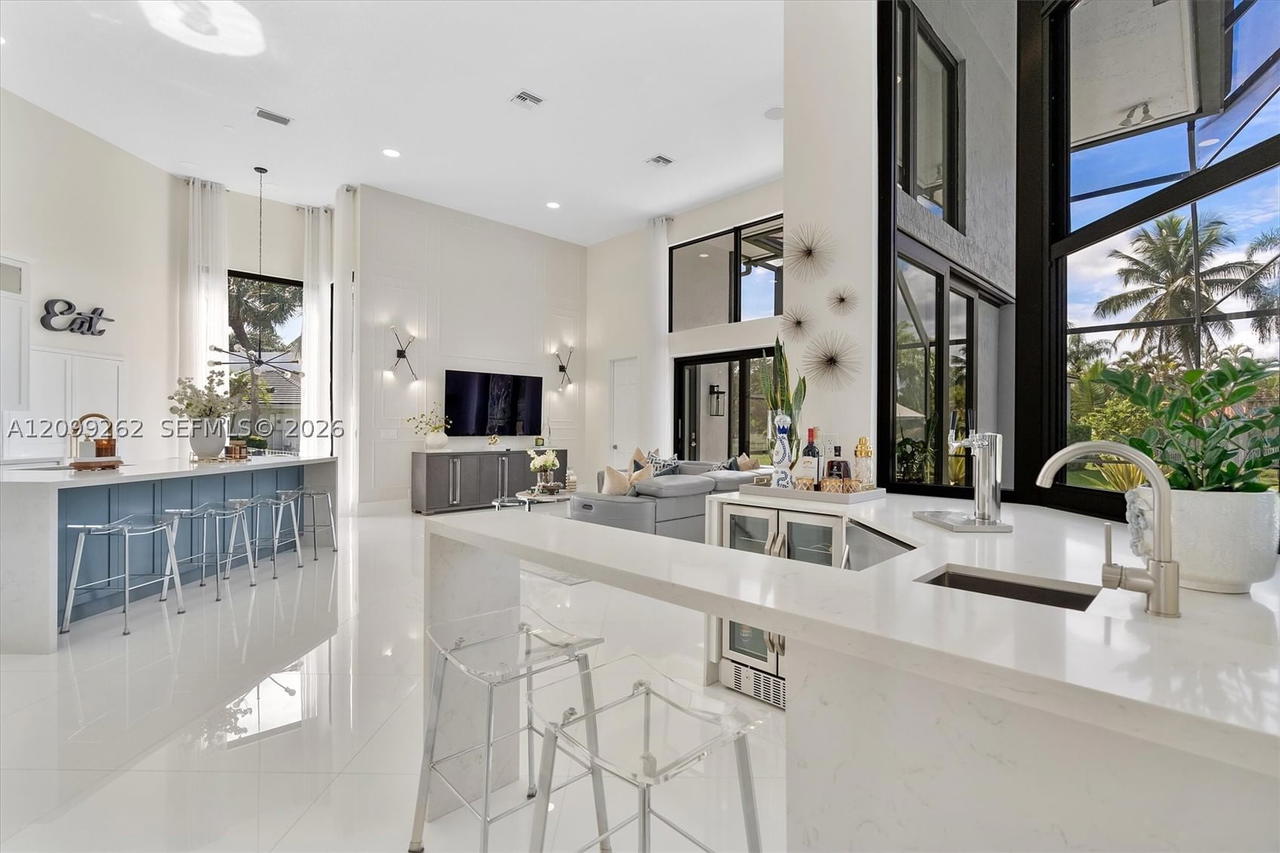 Real estate property located at 12060 10th St, Broward, Plantation Acres Estates, Plantation, FL