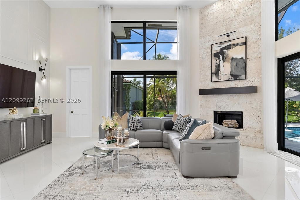 Real estate property located at 12060 10th St, Broward, Plantation Acres Estates, Plantation, FL
