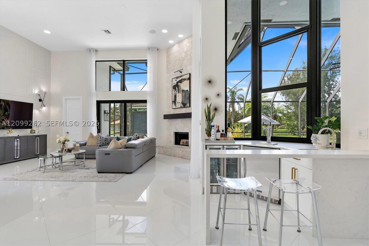Real estate property located at 12060 10th St, Broward, Plantation Acres Estates, Plantation, FL
