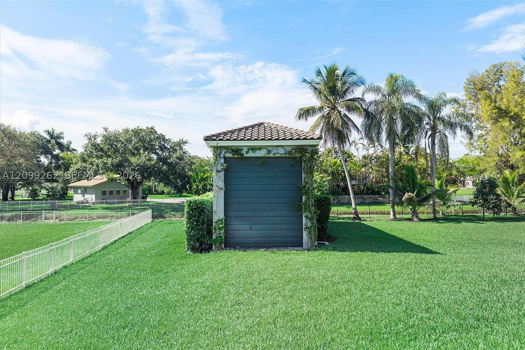 Real estate property located at 12060 10th St, Broward, Plantation Acres Estates, Plantation, FL
