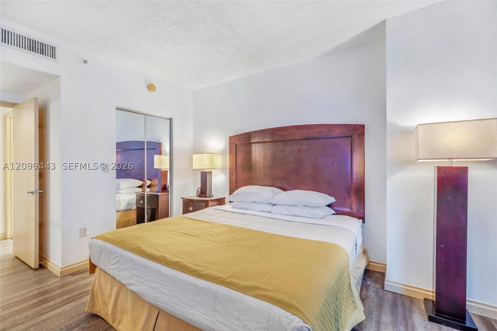 Real estate property located at 17375 Collins Ave #1005, Miami-dade, Ocean Point Beach Club Co, Sunny Isles Beach, FL