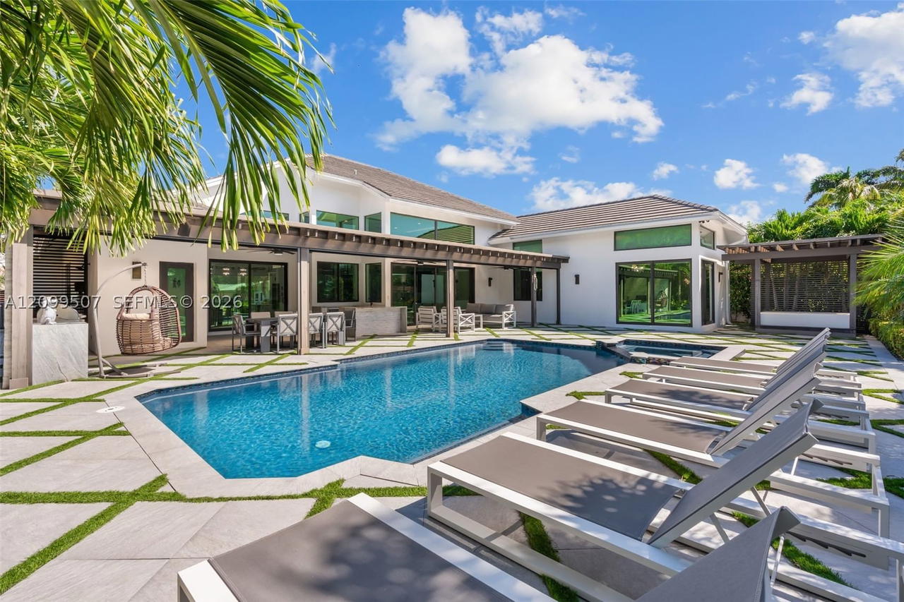 Real estate property located at 2336 27th St, Broward, Hillsboro Isles, Lighthouse Point, FL