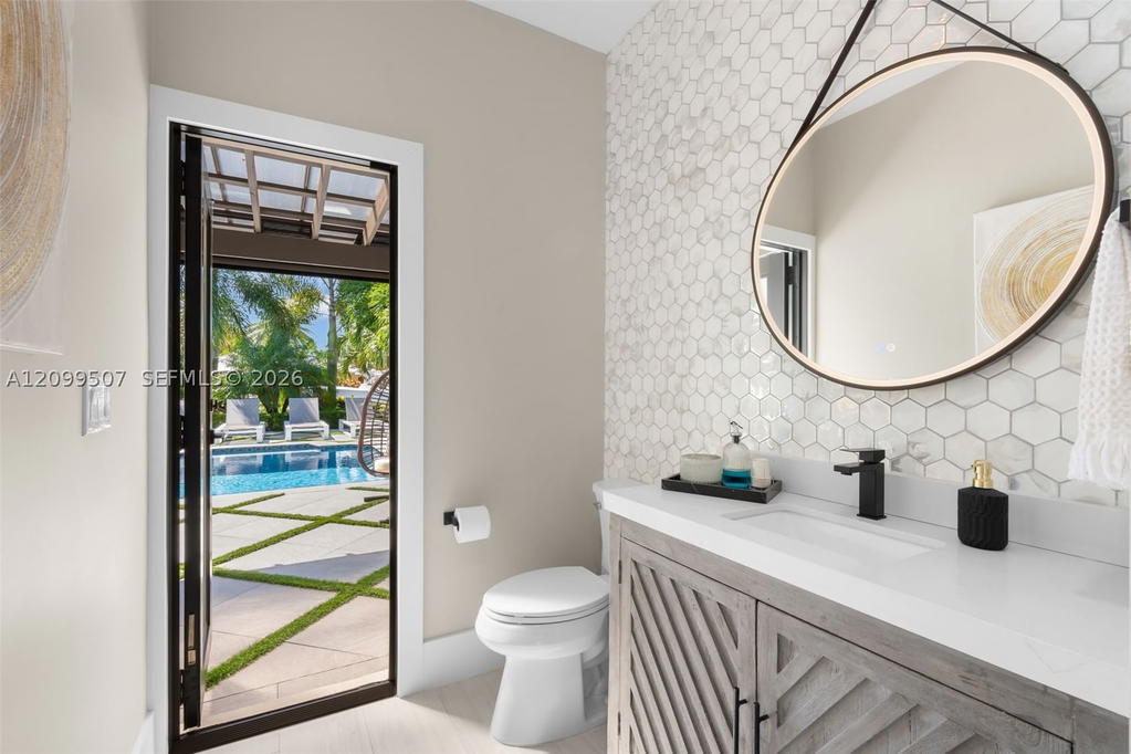 Real estate property located at 2336 27th St, Broward, Hillsboro Isles, Lighthouse Point, FL