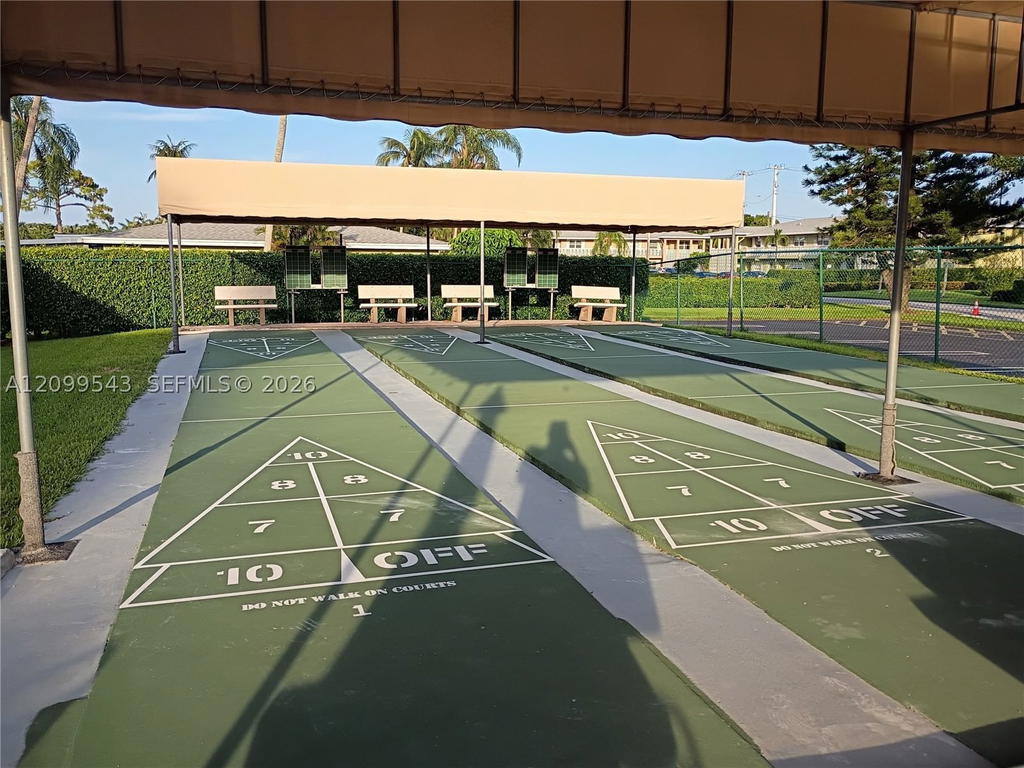 Real estate property located at 1150 Boxwood Dr #101, Palm Beach, Pines Of Delray Condo, Delray Beach, FL