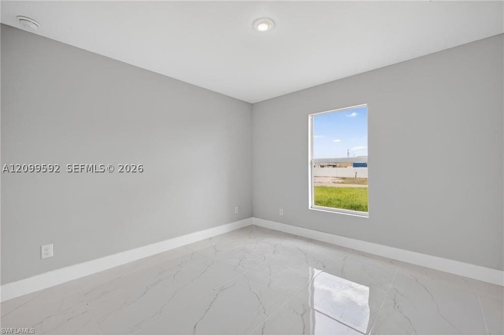 Real estate property located at 1054 CHADWICK AVE, Lee, Lehigh Acres, Lehigh Acres, FL