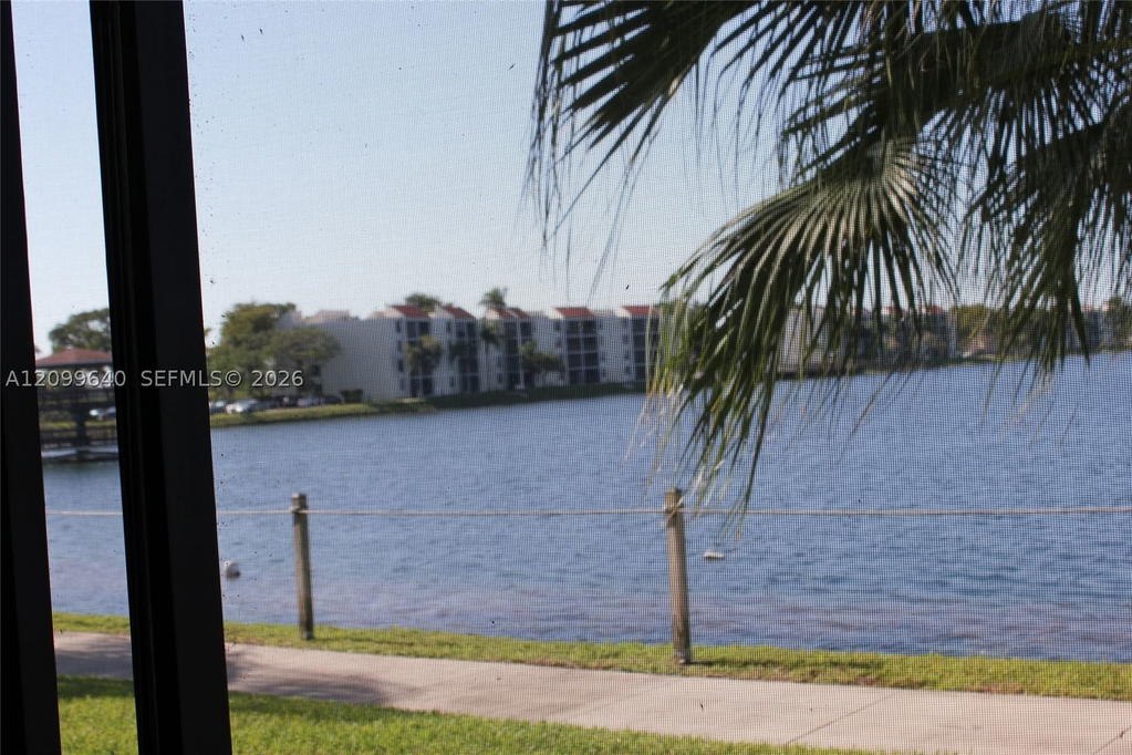 Real estate property located at 112 Lake Emerald Dr #109, Broward, Lake Emerald Condominium, Oakland Park, FL