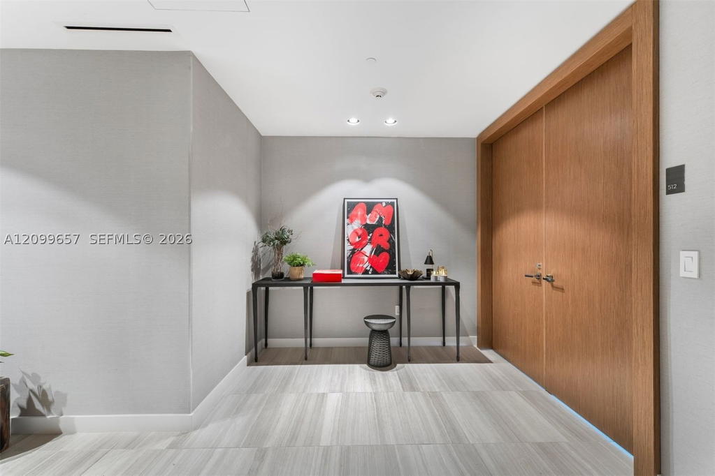 Real estate property located at 4701 Meridian Ave #512, Miami-dade, 4701 North Meridian Condo, Miami Beach, FL