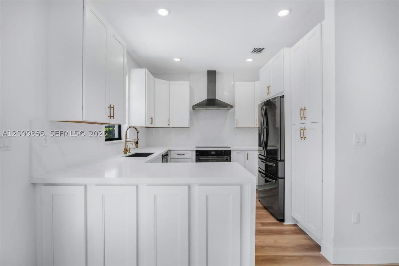 Real estate property located at 4664 Banker Ter, Broward, Trotters Chase, Davie, FL