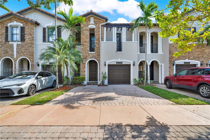 Real estate property located at 10346 30th Ter #10346, Miami-dade, Beacon At Doral, Doral, FL