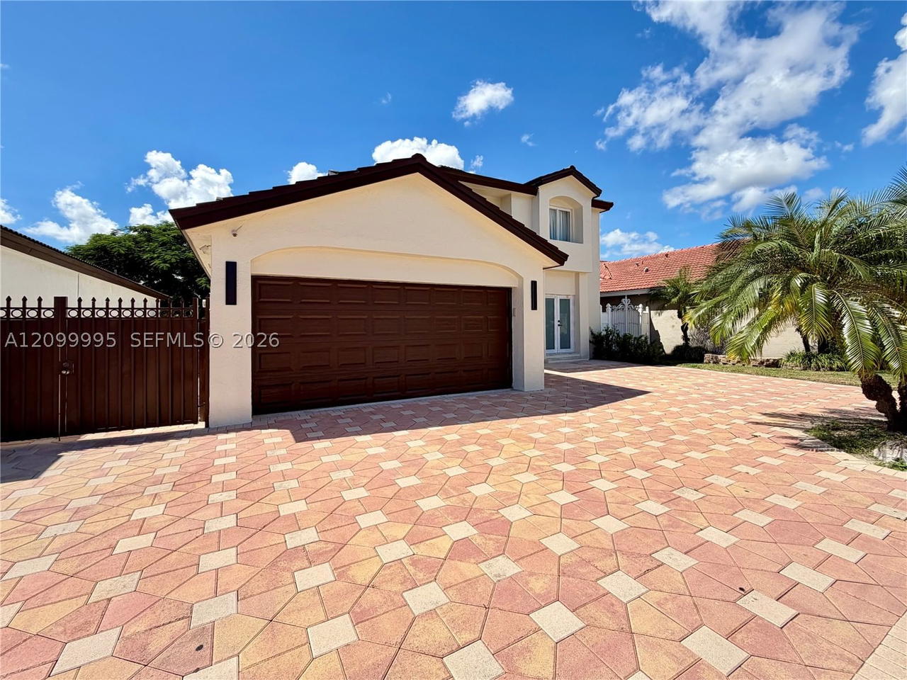 Real estate property located at 9030 143rd Ave, Miami-dade, Shoma Homes At Kendall, Miami, FL