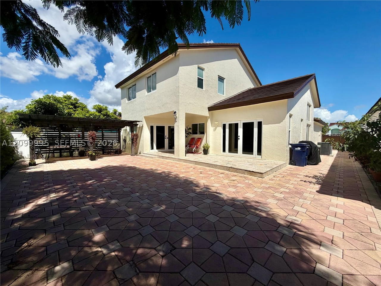 Real estate property located at 9030 143rd Ave, Miami-dade, Shoma Homes At Kendall, Miami, FL