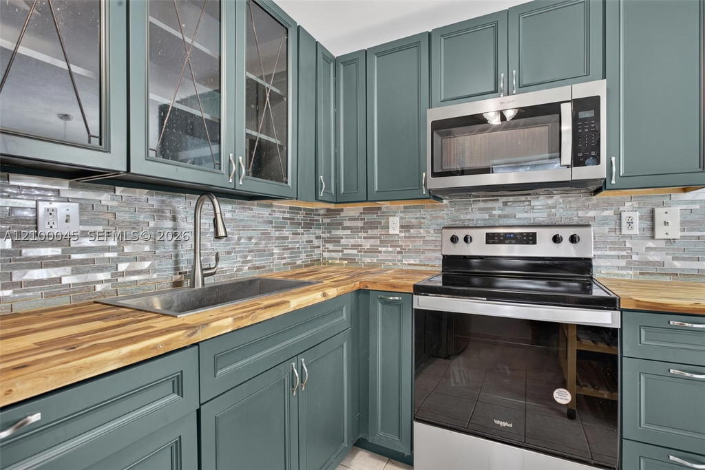 Real estate property located at 503 Gardens Dr #201, Broward, Gardens North Eight Condo, Pompano Beach, FL