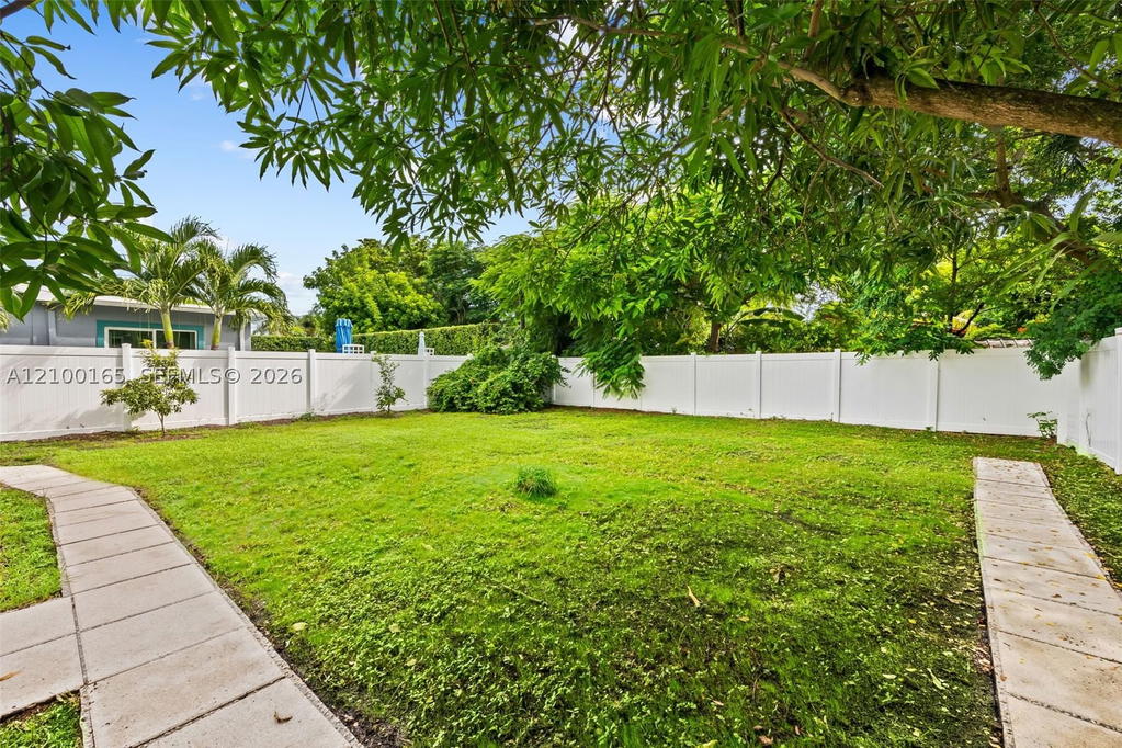 Real estate property located at 716 11th Ave, Broward, Pine Crest Amended Plat, Pompano Beach, FL