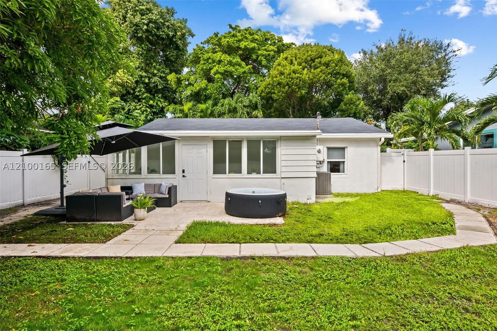 Real estate property located at 716 11th Ave, Broward, Pine Crest Amended Plat, Pompano Beach, FL