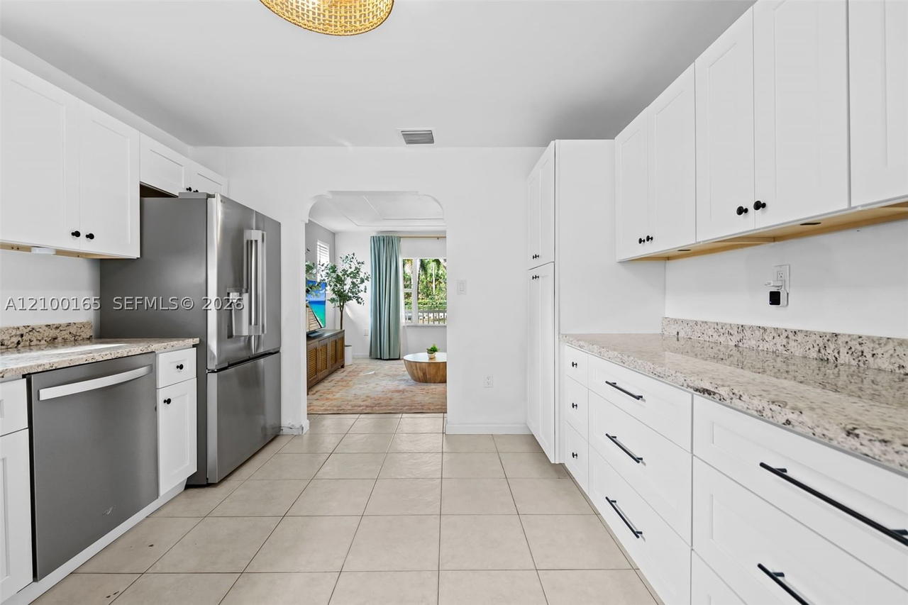 Real estate property located at 716 11th Ave, Broward, Pine Crest Amended Plat, Pompano Beach, FL