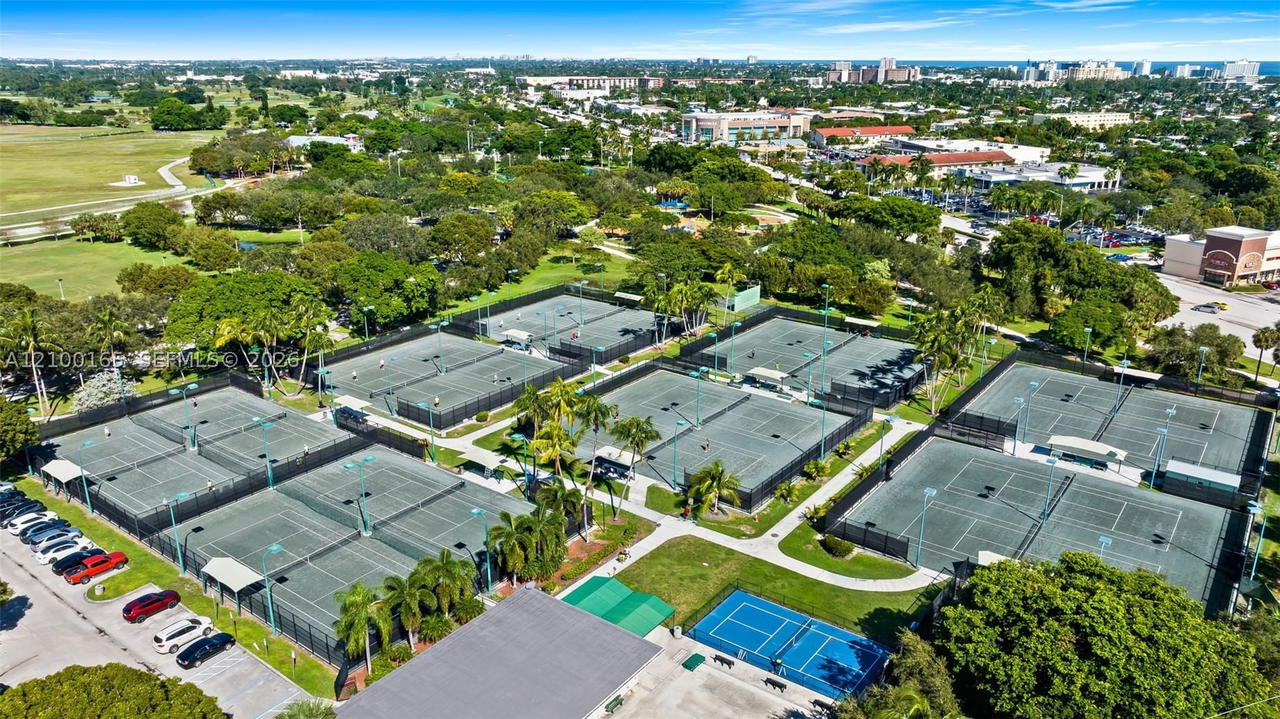 Real estate property located at 716 11th Ave, Broward, Pine Crest Amended Plat, Pompano Beach, FL