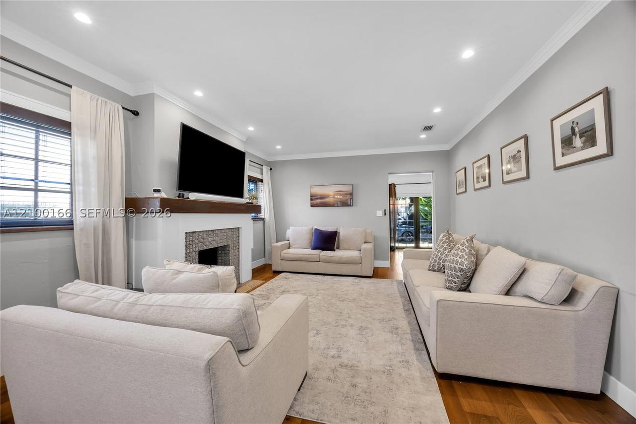 Real estate property located at 504 Majorca Ave, Miami-dade, Coral Gables Sec B, Coral Gables, FL