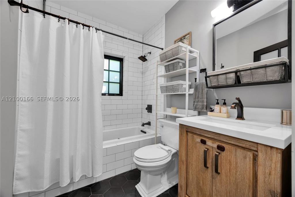 Real estate property located at 504 Majorca Ave, Miami-dade, Coral Gables Sec B, Coral Gables, FL