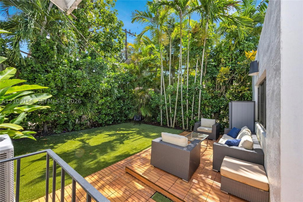 Real estate property located at 504 Majorca Ave, Miami-dade, Coral Gables Sec B, Coral Gables, FL