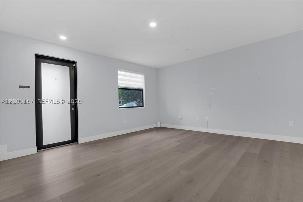 Real estate property located at 10413 82nd St #3, Miami-dade, Highland At Park Central, Doral, FL
