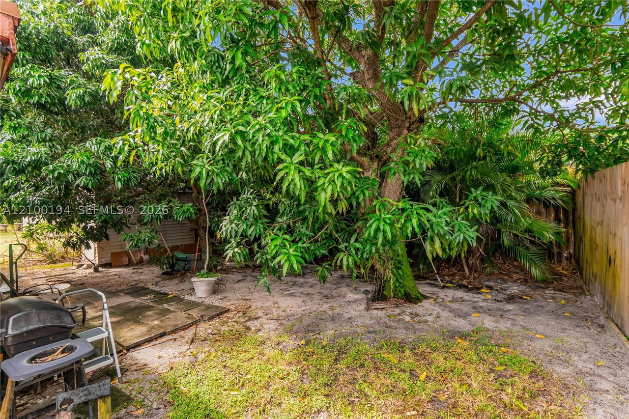 Real estate property located at 1781 36th Ter, Broward, Westwood Park Sec 6, Lauderhill, FL