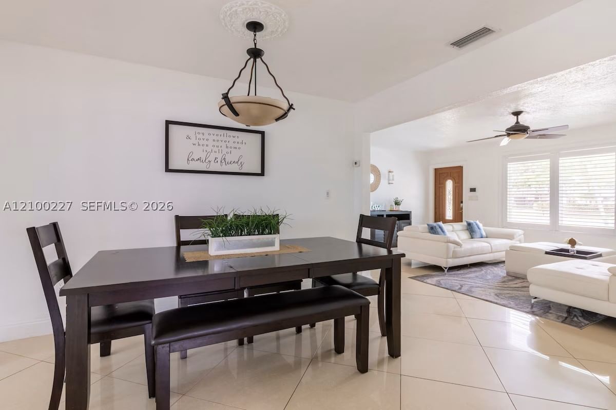 Real estate property located at 10911 Taft St, Broward, Pembroke Lakes Sec 2, Pembroke Pines, FL