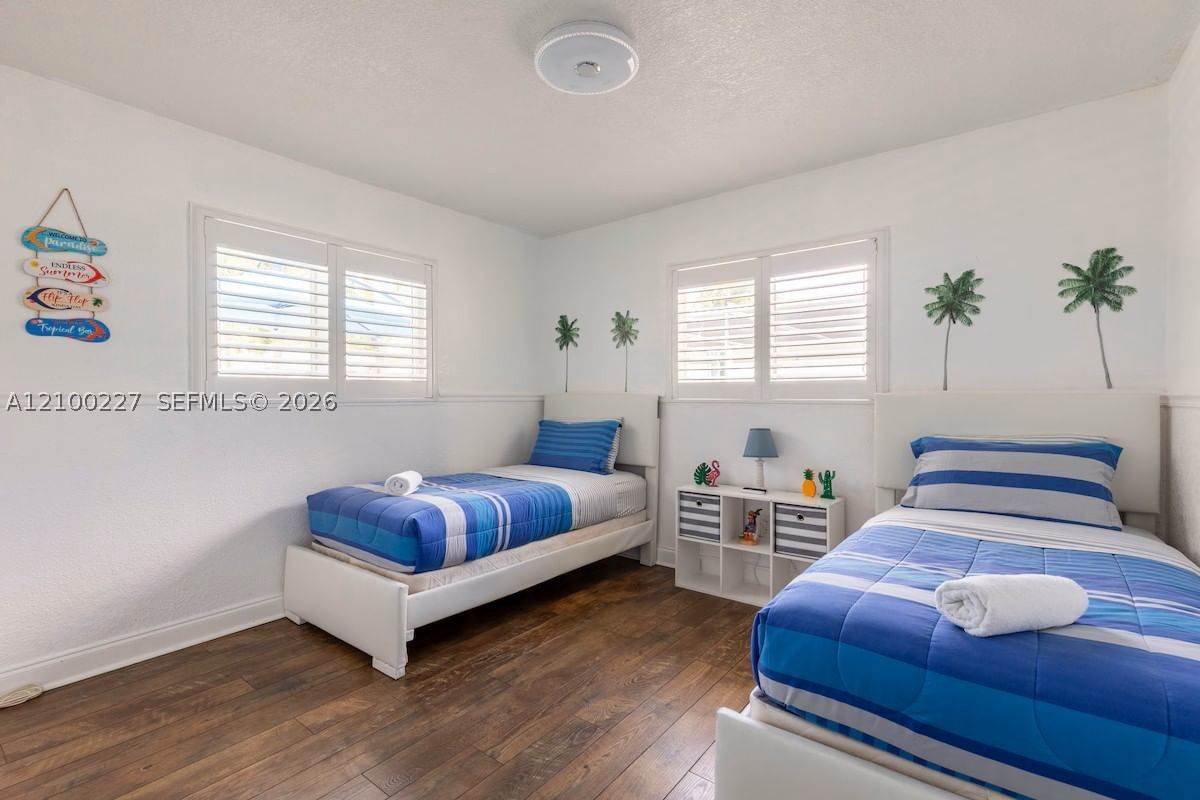 Real estate property located at 10911 Taft St, Broward, Pembroke Lakes Sec 2, Pembroke Pines, FL