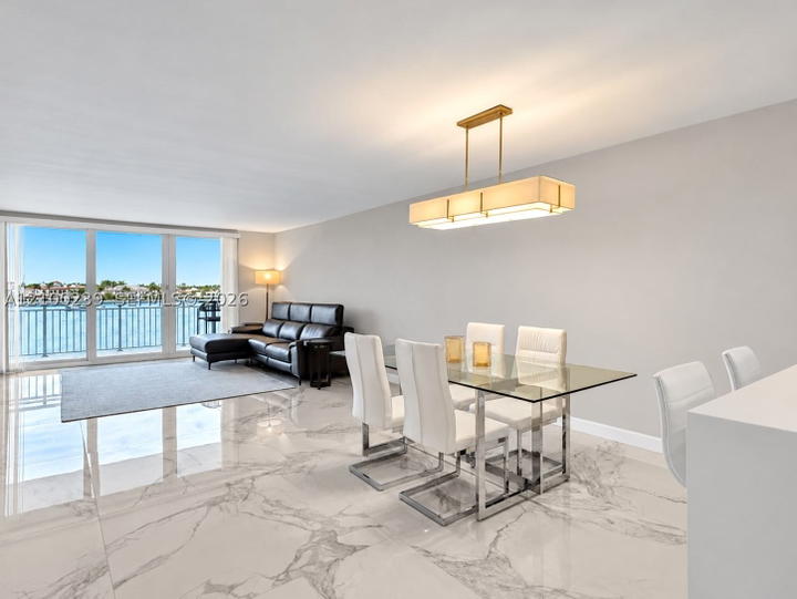 Real estate property located at 511 Bayshore Dr #310, Broward, Bayshore Towers, Fort Lauderdale, FL