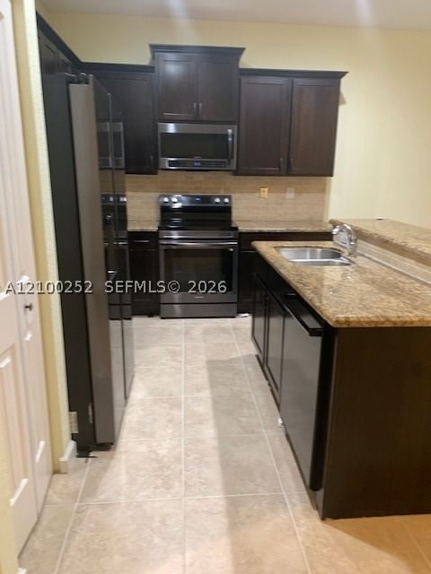 Real estate property located at 242 7th Ct, Broward, Cypress Grove, Pompano Beach, FL