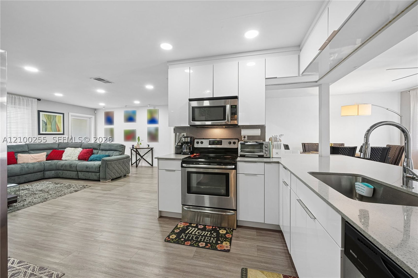 Real estate property located at 6451 Scott St, Broward, Driftwood Plaza Add, Hollywood, FL