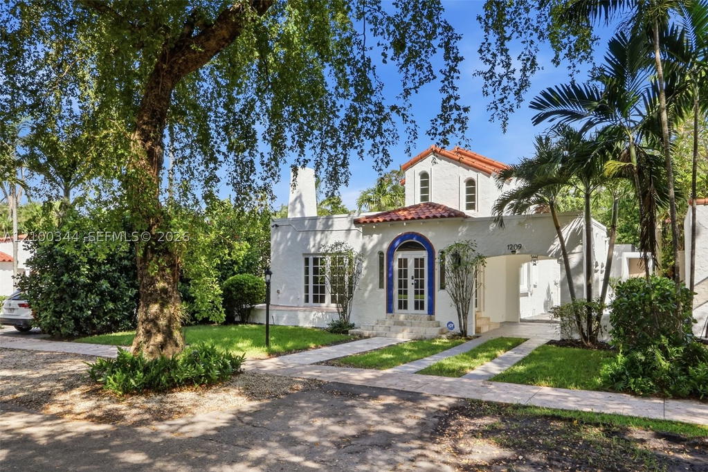 Real estate property located at 1209 La Mancha Ave, Miami-dade, Coral Gables Granada Sec, Coral Gables, FL