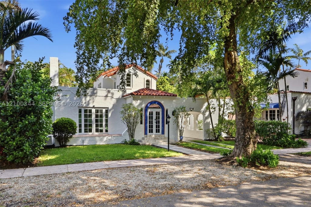 Real estate property located at 1209 La Mancha Ave, Miami-dade, Coral Gables Granada Sec, Coral Gables, FL