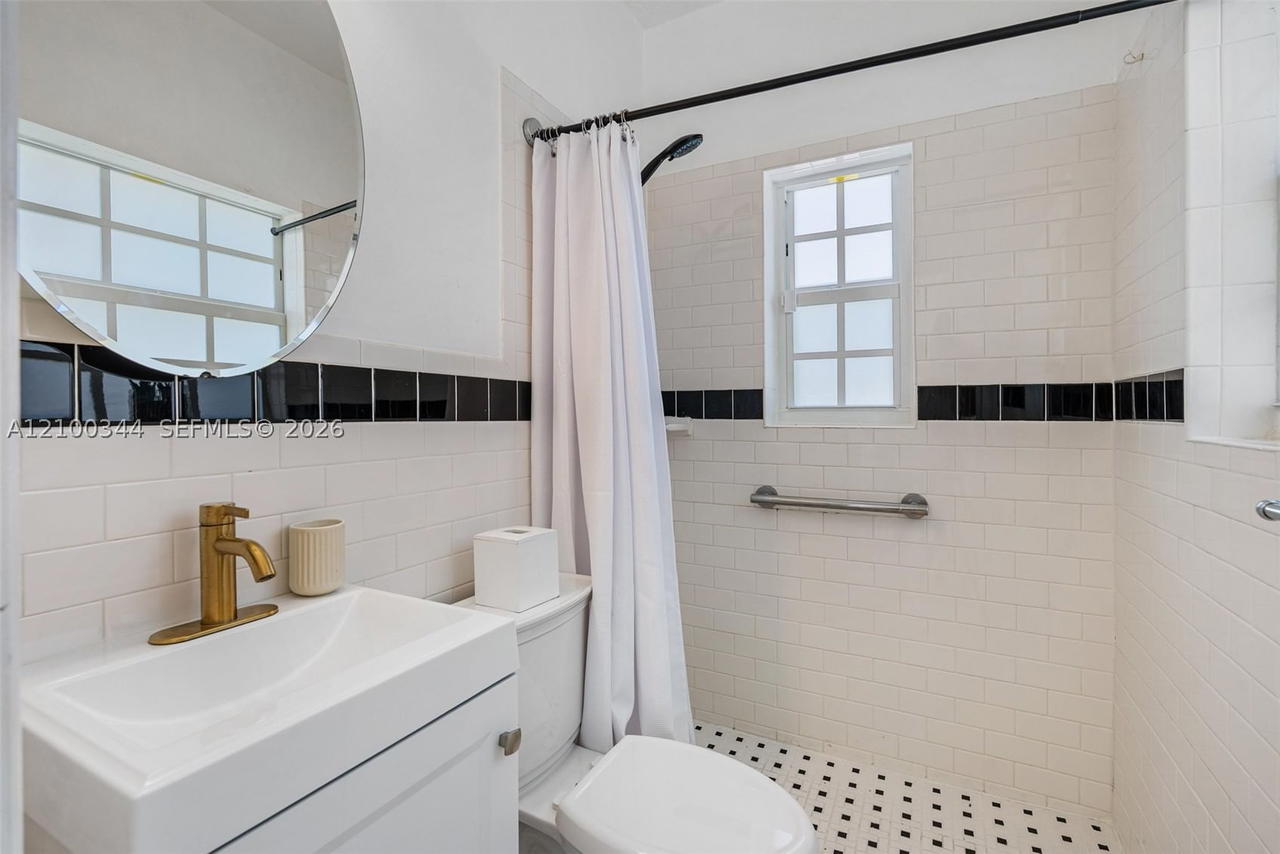 Real estate property located at 1209 La Mancha Ave, Miami-dade, Coral Gables Granada Sec, Coral Gables, FL