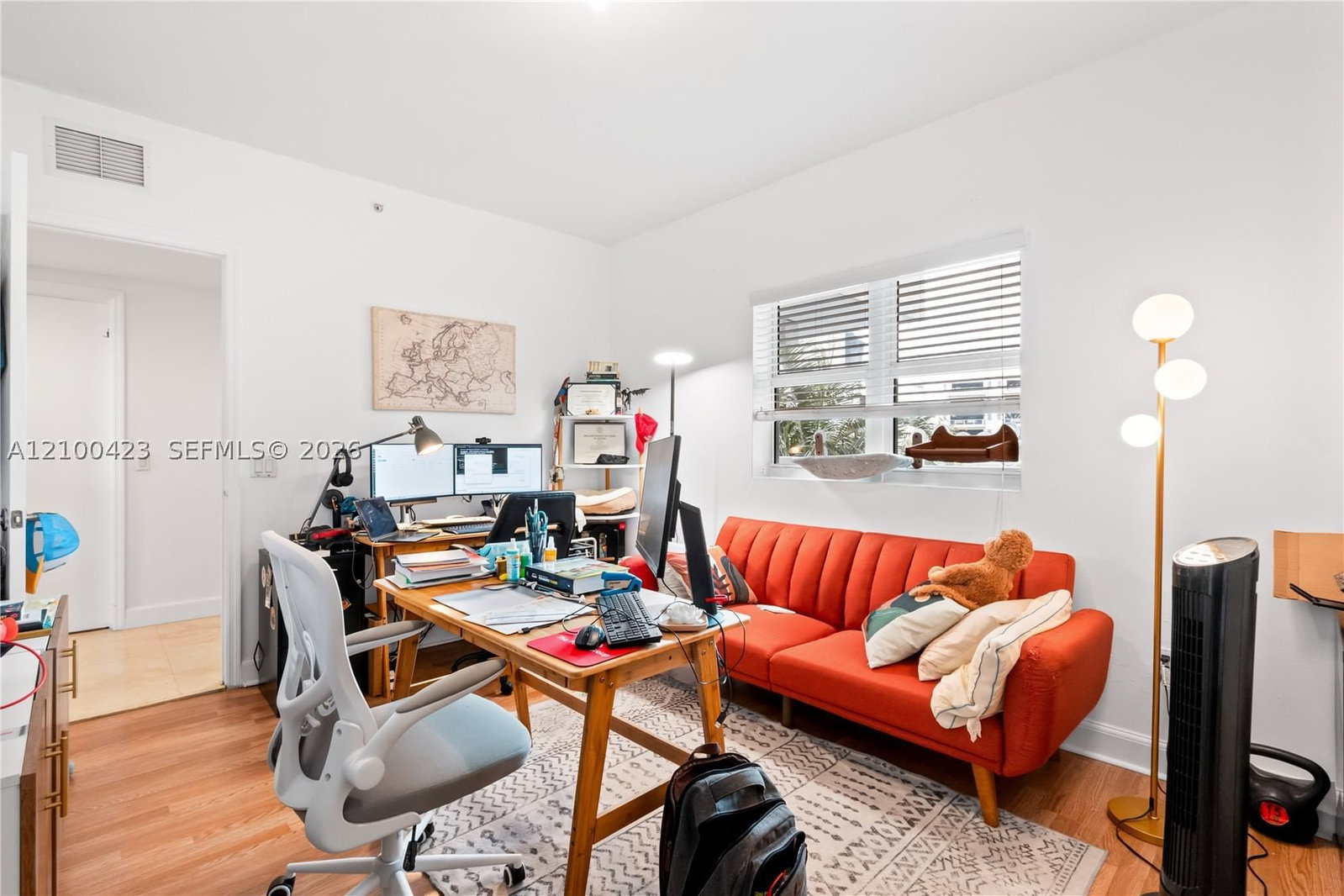 Real estate property located at 15051 Royal Oaks Ln #402, Miami-dade, The Oaks I Condo, North Miami, FL