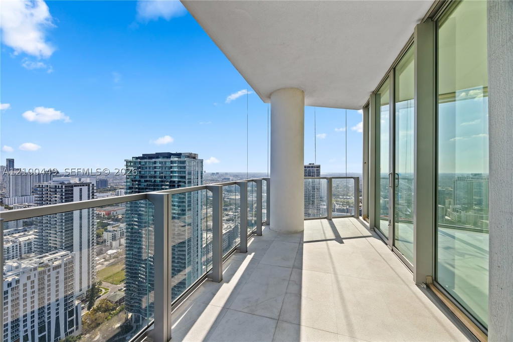 Real estate property located at 2900 7th Ave #4009, Miami-dade, Biscayne Beach Condo, Miami, FL